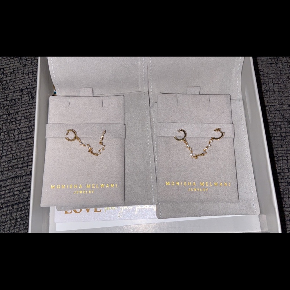 Monisha Melwani cartilage connector earring